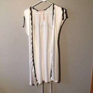Victoria’s Secret Bombshell robe